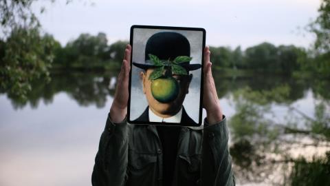 BMO și Affirm: Provocările profunde ale deepfake-urilor, întreruperilor și nevoia unei culturi pregătite pentru crize 1 afp bmo affirm on deepfakes downtime and demand for a crisis ready culture 68fface8cc75e