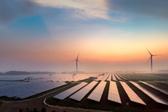 agentia internationala pentru energie si a revizuit estimarile privind energia regenerabila pe fondul schimbarilor de politici din sua 68e4b6fdbc2b9