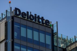 auditorul deloitte va plati 34 de milioane de dolari unor investitori pentru pierderile rezultate din prabusirea unuia dintre cele mai mari proiecte nucleare din sua 68f4ce0e01c77