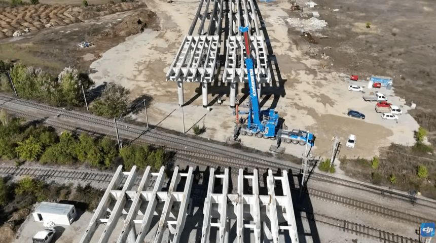 Autostrada A0 din București: Instalarea tablierului metalic la pasajul care traversează calea ferată București–Constanța 1 autostrada bucurestiului a0 se monteaza tablierul metalic la pasajul peste calea ferata bucuresti constanta 68efb5d2a42b2