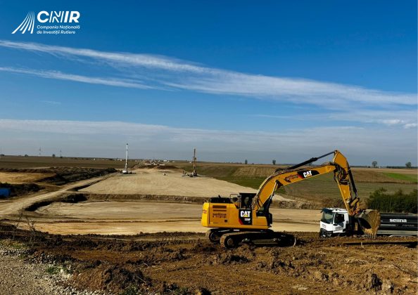 Transilvania în acțiune: camerele solare monitorizează în premieră șantierul Chiribiș – Biharia 1 autostrada transilvania cnir a pornit vineri in premiera camere live pe santierul chiribis biharia functioneaza exclusiv cu panouri solare 68e9023372007