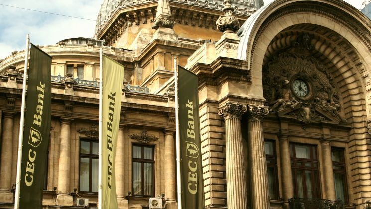 Bolojan își propune să aducă la bursă pachete majoritare de la CEC Bank și Aeroportul Otopeni în curând 1 bolojan vrea listarea la bursa a unor pachete majoritare de la cec bank si aeroporotul otopeni in perioada imediat urmatoare 68dfc7132101b