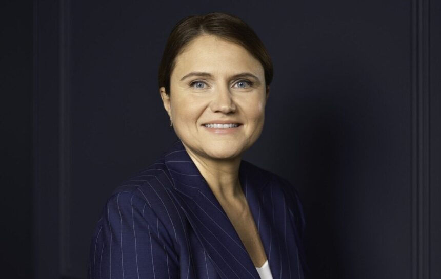 Camelia Ene își predă ștafeta de director general al ROCA Industry după doar 10 luni, iar Ioan-Adrian Bindea preia conducerea temporar 1 camelia ene renunta la functia de director general al roca industry dupa doar 10 luni ioan adrian bindea numit interimar 68deb418a613e