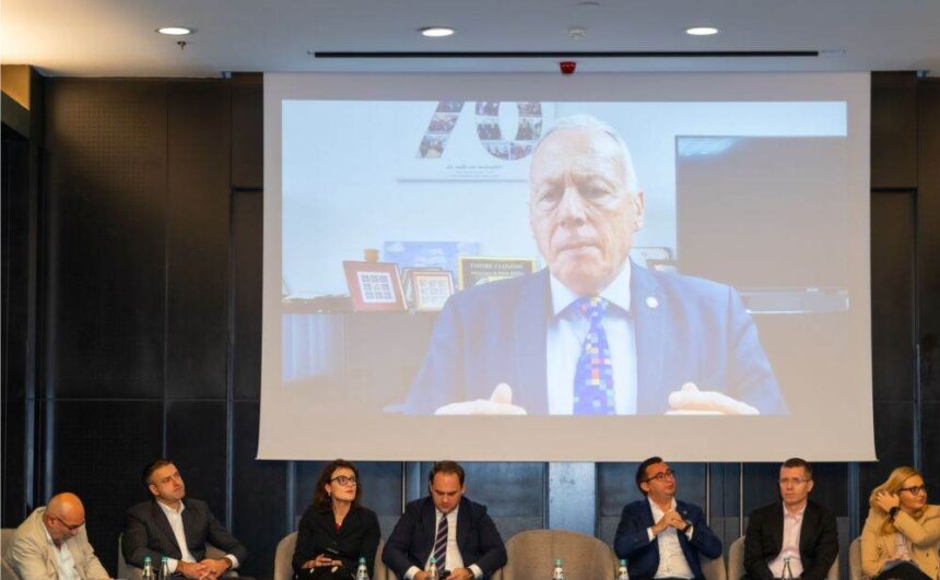 CONFERINȚA "CSR ȘI SUSTENABILITATE" - László Borbely: "Se depun eforturi pentru a ușura standardele de raportare a sustenabilității" 1 conferinta csr si sustenabilitate laszlo borbely se lucreaza la simplificarea standardelor privind raportarea sustenabilitatii 68f6a41ed5366