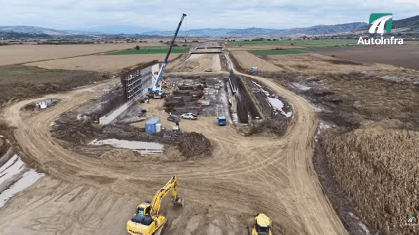 A fost semnat acordul pentru realizarea primului segment al autostrăzii A8 Târgu Neamț – Iași – Ungheni 1 contractul pentru construirea primului tronson al autostrazii a8 targu neamt iasi ungheni a fost atribuit 69036e4f03158