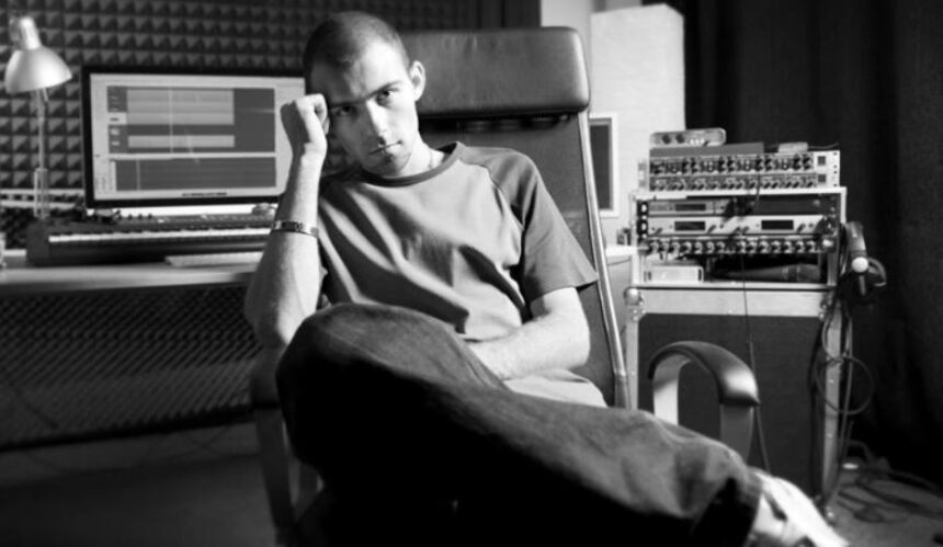 Afacerea lui Spike (Paul Mărăcine) înregistrează venituri de 730.000 de lei în 2024, în scădere cu 31% față de anul precedent, având o marjă de profit de 3% și un angajat 1 firma muzicianului spike paul maracine are afaceri de peste 730 000 de lei in 2024 cu 31 mai mici decat in 2023 marja de profit de 3 cu un salariat 68fe1a3f1bbf2