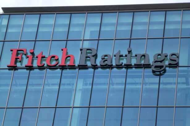 fitch a scris un raport avertisment pentru romania deteriorarea severa a finantelor publice se dovedeste greu de oprit masuri fiscale suplimentare risca sa nu poata fi luate 68e92c63ec2cb