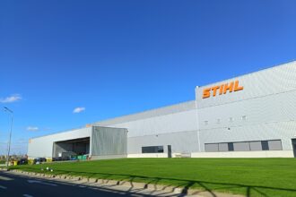 foto gigantul german stihl si a inaugurat fabrica din oradea o investitie de 125 de milioane de euro compania a anuntat 700 de locuri de munca pana in 2028 68ef9be7b9e51