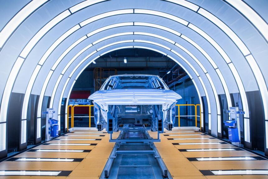 BASF, colosul german, cedează controlul diviziei de vopsele auto către Carlyle și Autoritatea de Investiții din Qatar 1 gigantul german basf vinde o participatie majoritara in divizia sa de acoperiri pentru automobile catre carlyle si autoritatea pentru investitii din qatar 68ecda7a3415b