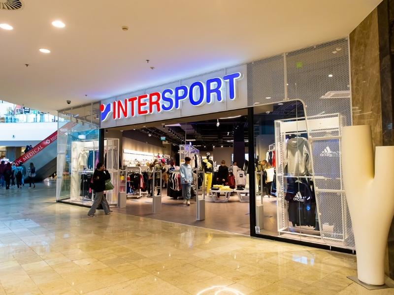 Fourlis lansează în România un concept inedit de magazin Intersport 1 grecii de la fourlis aduc in romania un nou format de magazin intersport profit ro 68e744e724e65