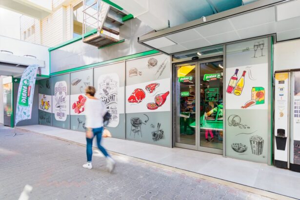 inca un lant romanesc care trece de borna de 100 de magazine 68eea146bdb8f