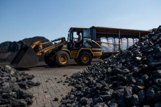 ins productia de carbune a scazut cu 2 in primele sapte luni din 2025 importurile s au redus cu 535 68eb7653ab206