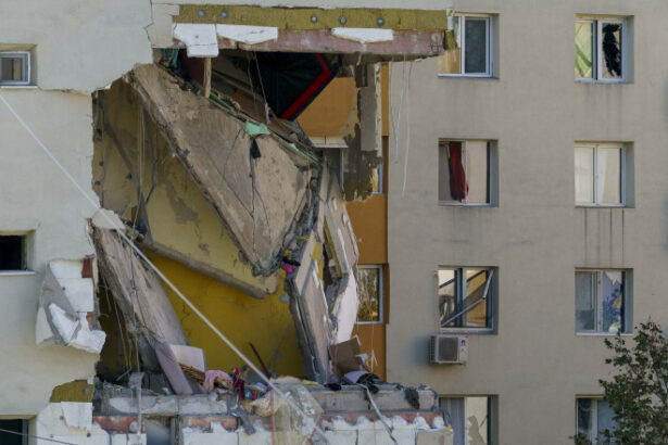 ministerul dezvoltarii va sprijini financiar reconstructia blocului din rahova afectat de explozie 68f8594848c15