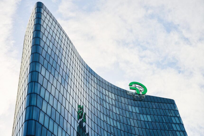 OMV își revizuiește planurile de investiții pentru Petrom, tăind cinci miliarde de euro până în 2030, iar proiectul Neptun Deep își continuă parcursul 1 omv actionarul majoritar al petrom si a redus planurile de investitii pana in 2030 cu cinci miliarde de euro cum avanseaza proiectul neptun deep 68e3955c75660