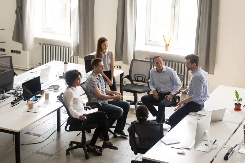 Companiile românești pun pe primul loc performanța financiară, iar directorii executivi identifică inflația ca principal pericol 1 performanta financiara este pe locul 1 in topul prioritatilor pentru companiile din romania directorii executivi considera ca inflatia este cel mai mare risc 68f4b0b83263f