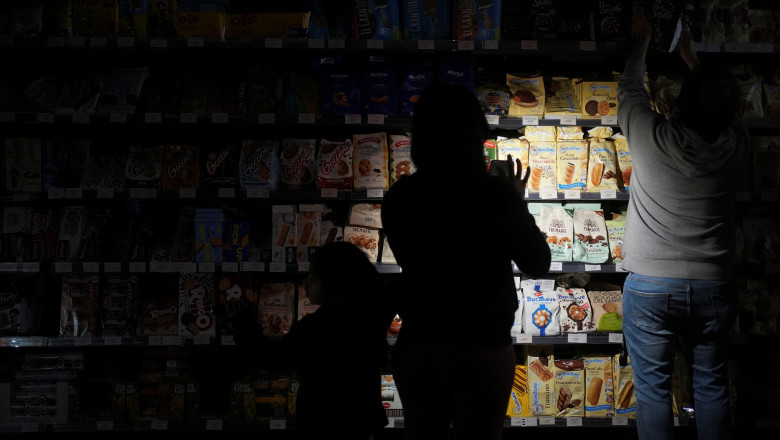 Alertă de blackout în Spania: „Fluctuații neașteptate ale tensiunii” ar putea genera o nouă întrerupere masivă a energiei electrice 1 pericol de blackout in spania variatii bruste de tensiune ar putea povoca o noua pana majora de curent 68e9337b8bb60