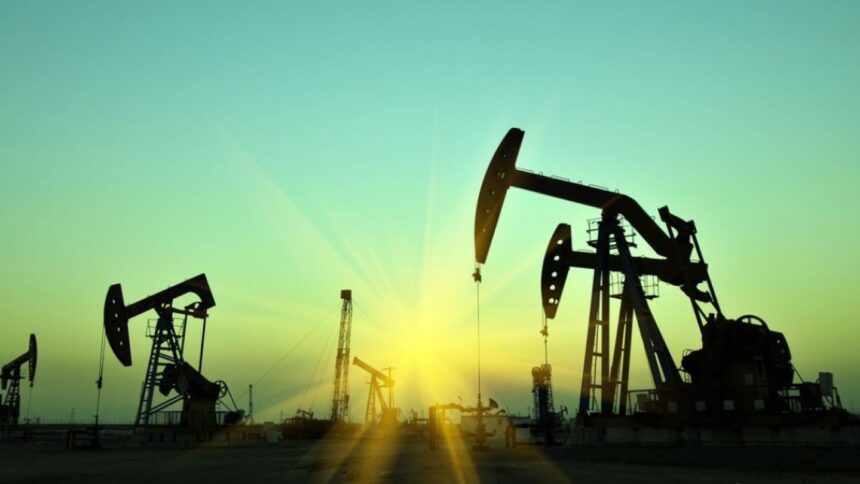 Declinul extracției de petrol în România în primele șapte luni ale anului 2025 1 productia de petrol a romaniei in scadere in primele sapte luni din 2025 68e29c70dcb82