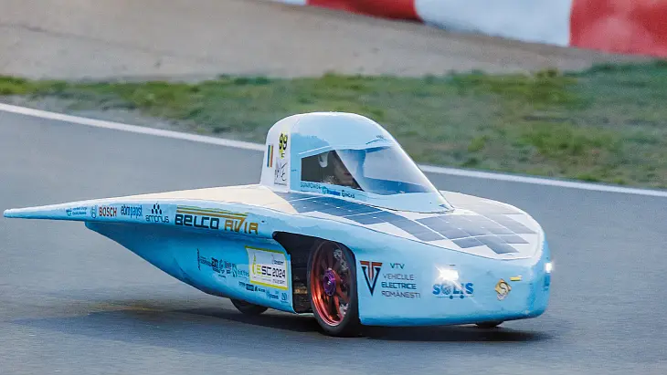 Solis îmbină educația cu cerințele din domeniile energetic și auto 1 solis conecteaza educatia la nevoile din energie si automotive 68ff0a14ad841