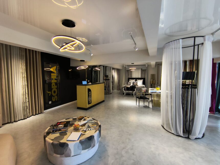 Sophia, brandul românesc de textile personalizate din Miami și Mallorca, își propune să deschidă 100 de francize noi până la sfârșitul anului 2026 1 sophia retailerul autohton de textile personalizate cu magazin in miami si mallorca vizeaza 100 de noi unitati in franciza pana la finele lui 2026 68e7a505f1f29