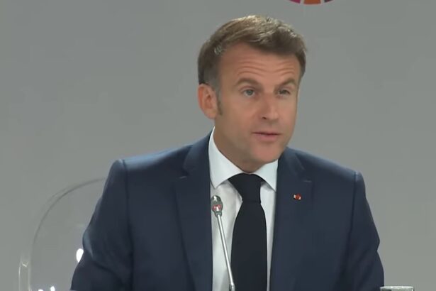 sp global a retrografat ratingul frantei din cauza instabilitatii politice care afecteaza si cresterea economica 68f38b378723e