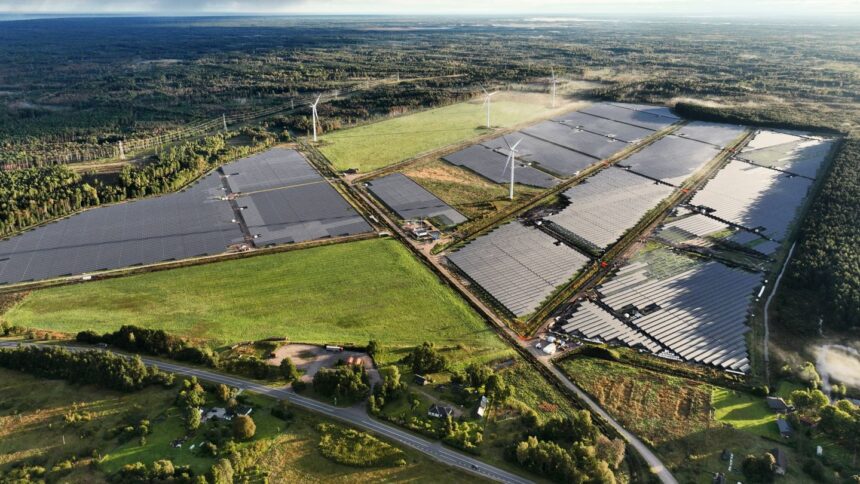 Apple dezvăluie planurile de investiții în energia verde din România 1 surpriza apple anunta investitii in energia regenerabila din romania 68ee1e94efecf