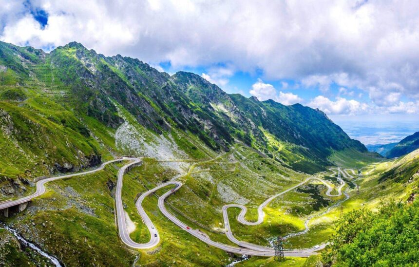 Transfăgărășanul va fi deschis pe tot parcursul iernii? Investiția de 1,2 miliarde de lei pentru modernizarea celui mai impresionant drum din țară 1 transfagarasanul deschis integral toata iarna modernizarea celui mai spectaculos drum din romania ar costa 12 miliarde de lei 68e95928ecc5e