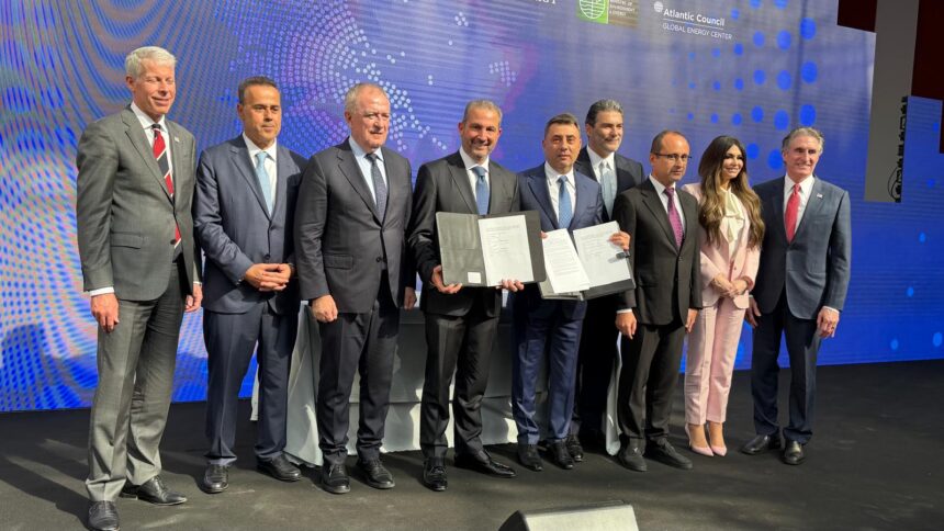 Acord istoric pentru importul de gaz natural lichefiat din SUA, semnat de Nova Power & Gas, Transgaz și Atlantic – See LNG Trade 1 acord pentru importul de lng din statele unite semnatari nova power gas transgaz si atlantic see lng trade 690e0607ac376