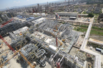 bulgaria autoritatile sporesc masurile de securitate la rafinaria burgas detinuta de lukoil 6911d2aa6065e