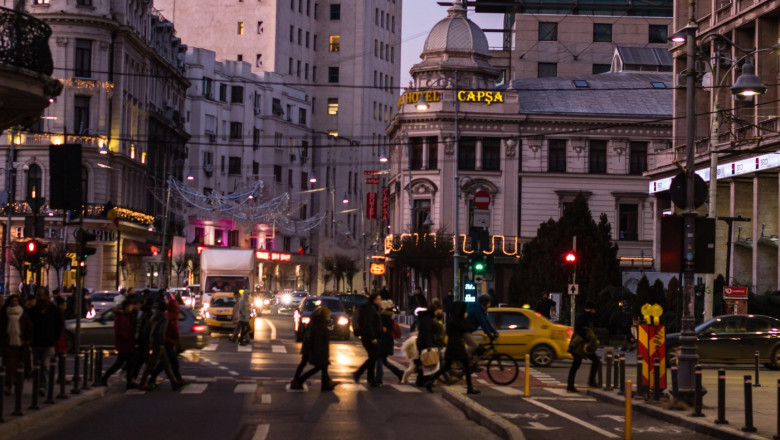 Cea mai valoroasă stradă comercială a lumii: Calea Victoriei din România, simbol al luxului în top 50 mondial 1 care este cea mai scumpa artera comerciala din lume romania inclusa in topul luxului calea victoriei prezenta in top 50 691d9b1ab76ce