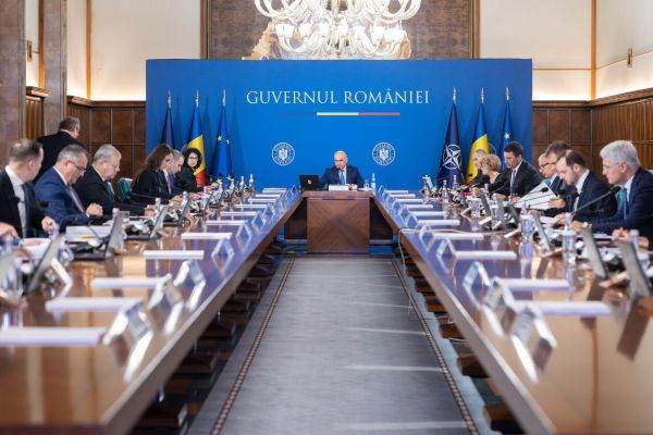 Tensiuni între ramurile statului: disputa privind pensiile judecătorilor îngreunează finanțarea României 1 conflict constitutional intre puterile statului razboiul pe pensiile magistratilor blocheaza finantarea romaniei 6920e23377a38