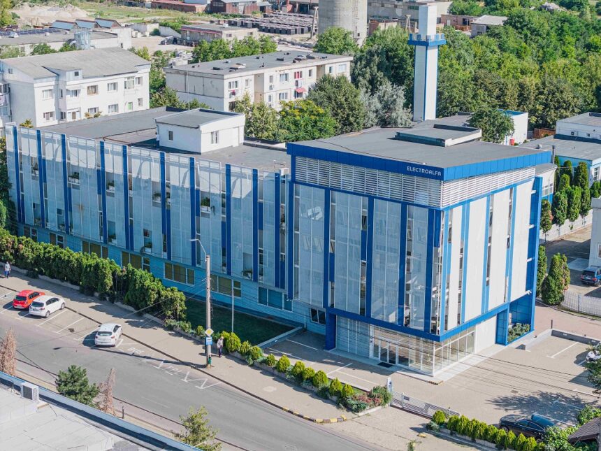 Electroafla își extinde orizonturile prin achiziția a trei afaceri deținute de antreprenorul craiovean Laurențiu Dinu 1 electroafla continua achizitiile si vrea sa cumpere trei firme care apartin antreprenorului craiovean laurentiu dinu 691dadd04a214