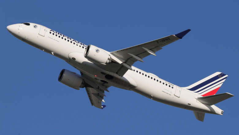 Atenție la gesturile mărunte: poți pierde 20.000 de euro în avion! Companiile aeriene din Franța aplică sancțiuni drastice 1 gestul aparent banal care te poate costa 20 000 de euro in avion companiile aeriene franceze introduc cele mai dure sanctiuni 692c9323345fe