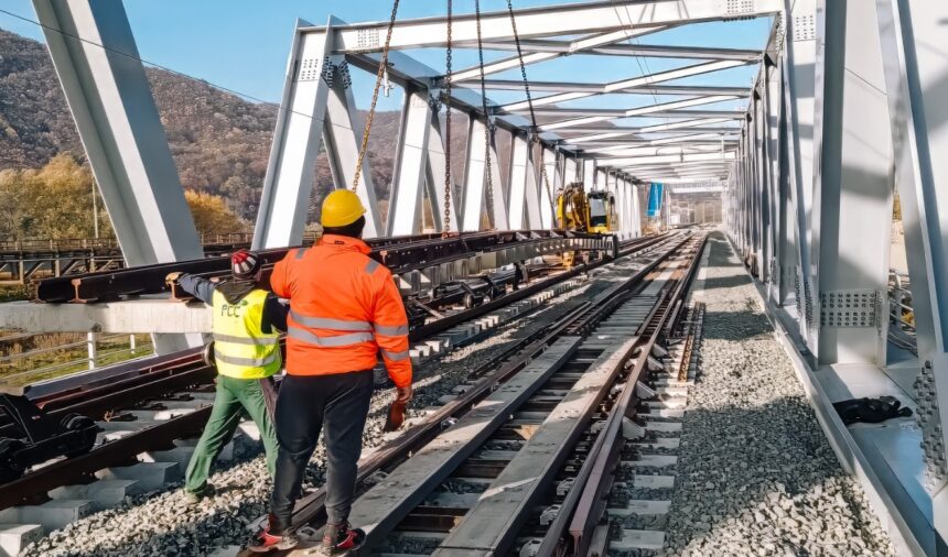 incident feroviar in statia cf crusovat sambata trenul ir 1691 a lovit o osie a unui vagonet tehnologic 692c22977f377