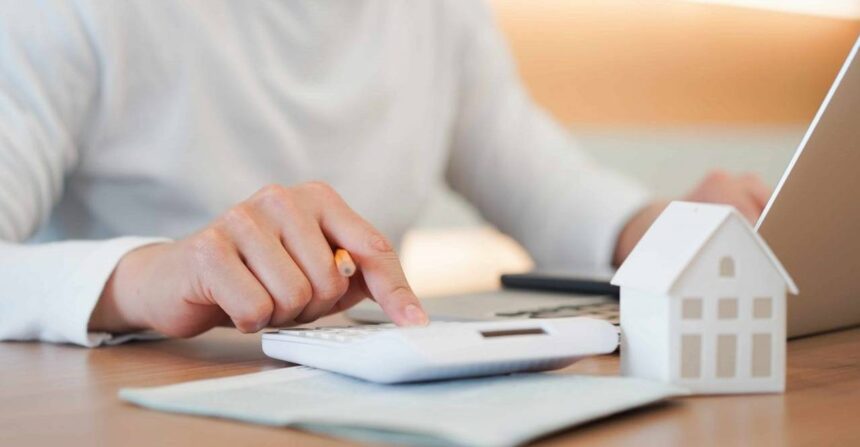 Investiții neașteptate: Descoperă asigurările unit-linked și atracția lor în rândul românilor din 2025 1 investitii surpriza ce sunt asigurarile unit linked si de ce s au inghesuit romanii sa le cumpere in 2025 69196ffbbad35