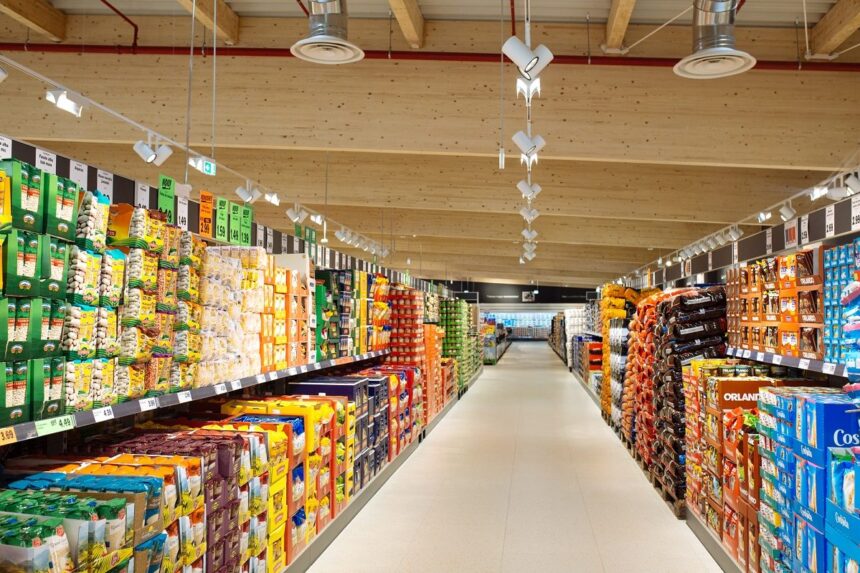 Lidl îmbogățește rafturile cu delicii românești: o victorie pentru antreprenoriatul autohton 1 lidl aduce noi produse romanesti in magazinele de la noi din tara succes pentru o firma romaneasca 6909e048a2569