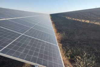 premiera romania a depasit pragul de 3 000 mw putere instalata in parcuri fotovoltaice 69163eb06c21f