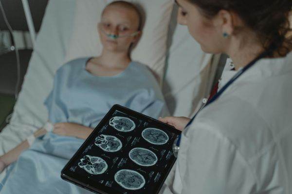 Revoluție în lupta împotriva cancerului: un tratament inovator bazat pe nanotehnologie elimină celulele tumorale de 20.000 de ori mai eficient 1 revolutie in oncologie un medicament reproiectat cu nanotehnologie distruge celulele canceroase de 20 000 de ori mai eficient 69119cd2dfa5f