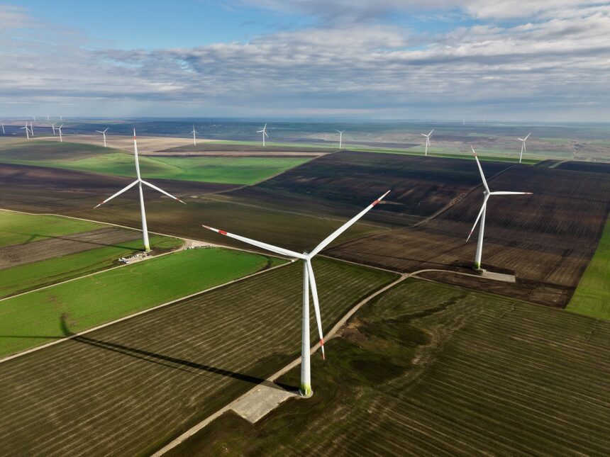 Eximprod sărbătorește deschiderea parcului eolian Cudalbi 2, cu o capacitate de 38,4 MW în Galați 1 romanii de la eximprod au inaugurat oficial parcul eolian cudalbi 2 de 384 mw din judetul galati 6914ab98f3037