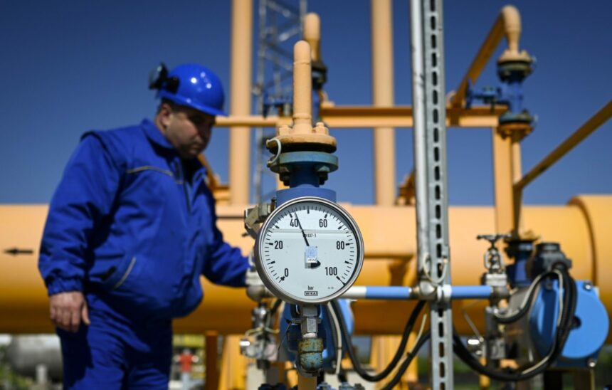 Ucraina își reia importurile de gaze prin traseul Transbalcanic, inclusiv România 1 ucraina a reluat importurile de gaze prin ruta transbalcanica din care face parte si romania 690b2fe4ccdc6