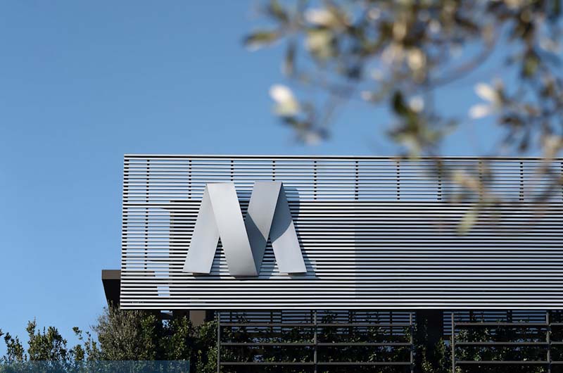 Un colos industrial grec cu o tradiție de un secol investește 100 de milioane de dolari în energia regenerabilă din România 1 un gigant industrial din grecia cu 100 de ani de istorie a adus in romania inca 100 de milioane de dolari pentru regenerabile 69089cdb893f2