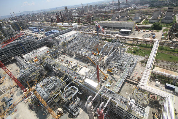 un holding turcesc anunta ca nu reunta la achizitia rafinariei lukoil din bulgaria in parteneriat cu socar era aproape de semnarea contractului cand au venit sanctiunile americane 69147f0b28964