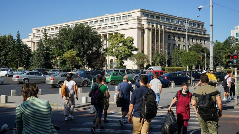 Rata șomajului a scăzut la 5,9% în octombrie, dar economiștii avertizează: „Entuziasmul nu este justificat” 1 analiza rata somajului a coborat la 59 in octombrie insa economistii atrag atentia nu e momentul pentru entuziasm 692f0bf62125a