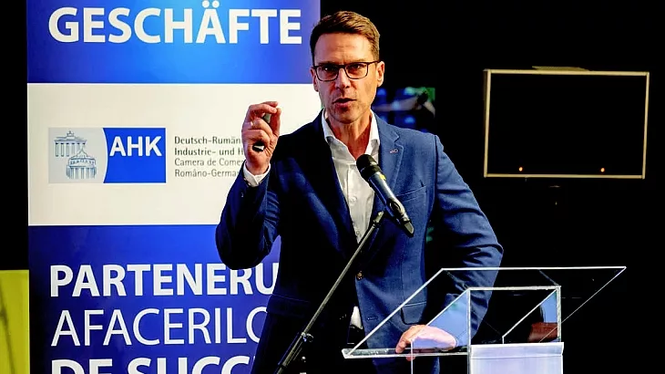 2025 – O eră marcată de provocări economice (discuție cu Sebastian Metz în revista Energynomics) 1 anul 2025 sub semnul presiunii economice interviu cu sebastian metz in energynomics magazine 693a87d446ce5