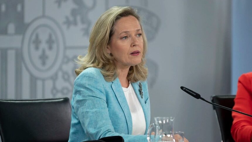 BEI își va majora anul viitor alocarea pentru proiectele de apărare la 4,5 miliarde de euro 1 bei va creste anul viitor pana la 45 miliarde de euro suma pentru finantarea proiectelor din domeniul apararii 693d45768fa10