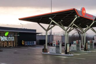 benzinariile rompetrol aproape ca si au triplat profitul in primele 9 luni din an 692ddb3f58bb7