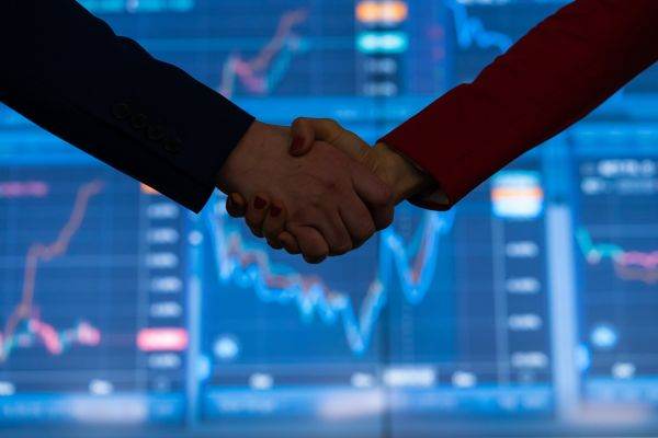 bet se mentine pe trend ascendent in ciuda corectiei din noiembrie 693f33e6a0021