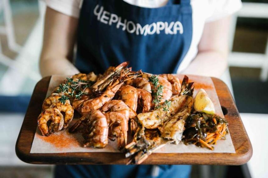 Chernomorka, renumitul lanț de restaurante cu preparate din pește din Ucraina, își deschide porțile în Unirea Shopping Center din București 1 chernomorka lantul ucrainean de restaurante cu specific pescaresc deschide la bucuresti in unirea shopping center 695121cd87c05