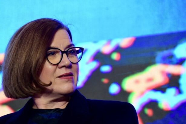 dana daraban acue plafonul de pret la gaze trebuie eliminat de la 1 aprilie 206 avem nevoie de un gas release program un program prin care sa avem vizibilitate pe cantitatile de 693802ed48a85