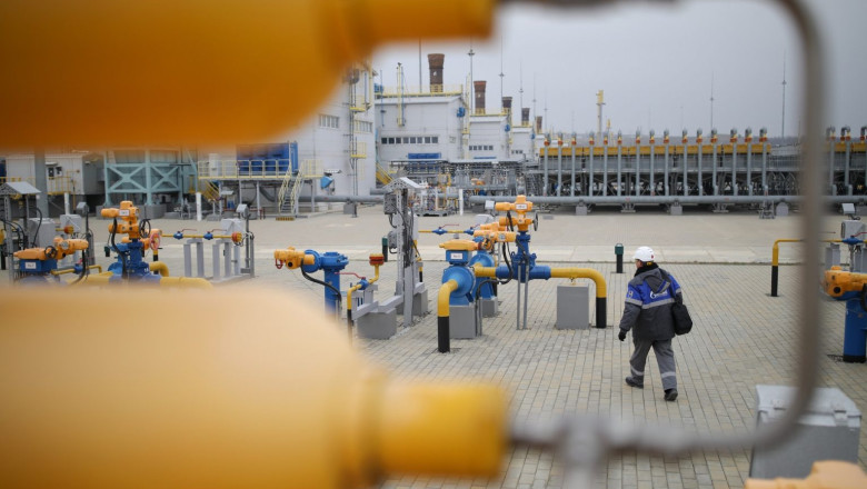 Fluxul de gaze naturale din Rusia către Europa a atins cel mai scăzut nivel din ultimele cinci decenii 1 exporturile rusesti de gaze naturale spre europa au scazut la cel mai redus nivel din ultimii 50 de ani 6953ce626780d