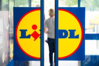 lidl deschide doua magazine in romania maine si ajunge la 380 de unitati la noi in tara 693962103cc5b